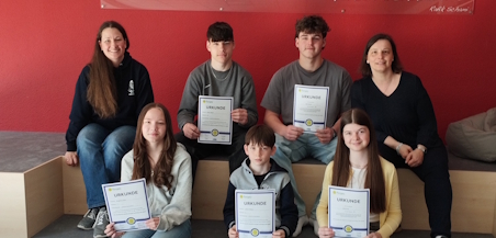 Fünf Schülerinnen und Schüler erreichen die Zwischenrunde des Pangea-Wettbewerbs